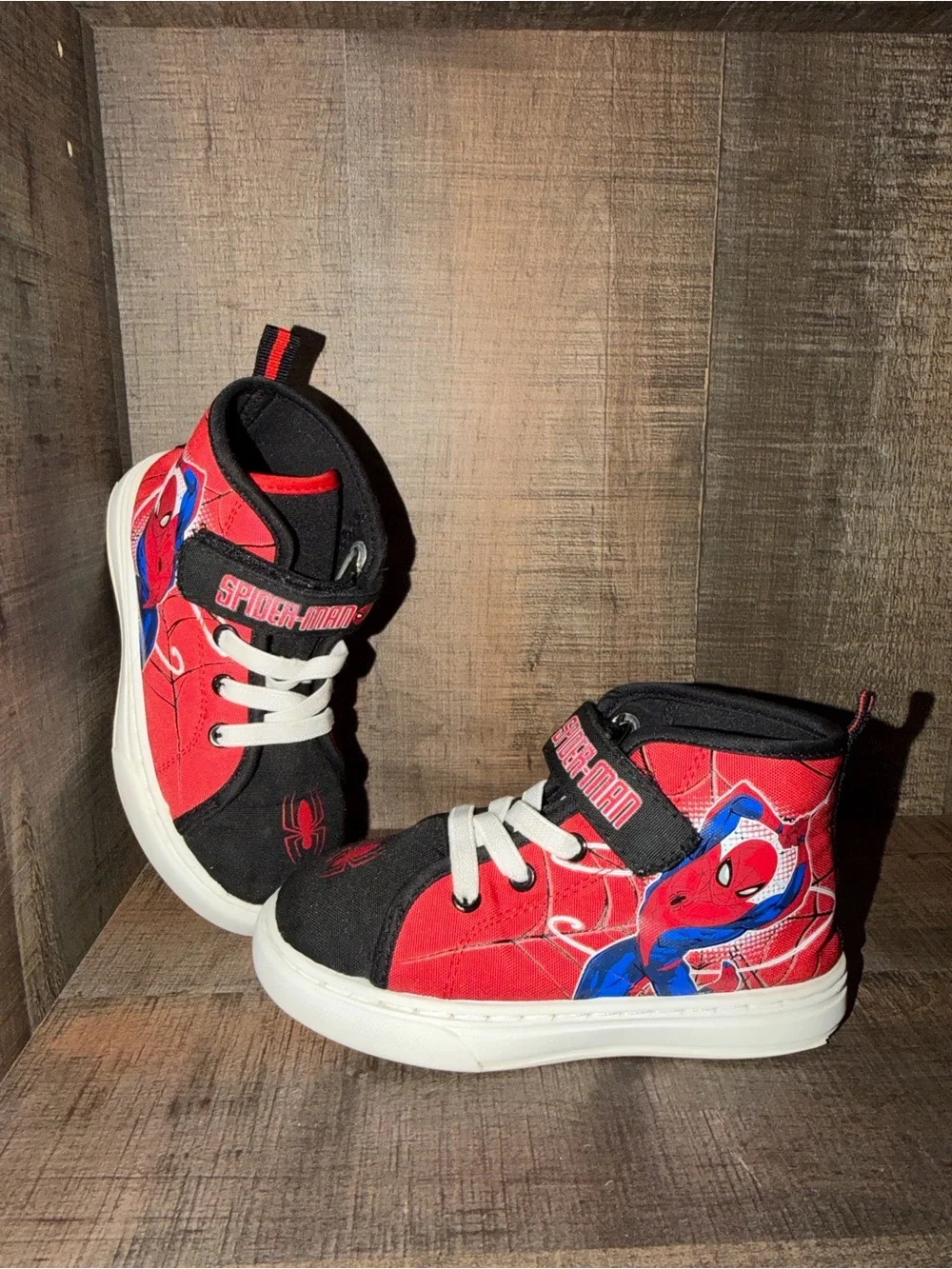 Marvel Spider-Man Hi-Top Sneakers Toddler US 10